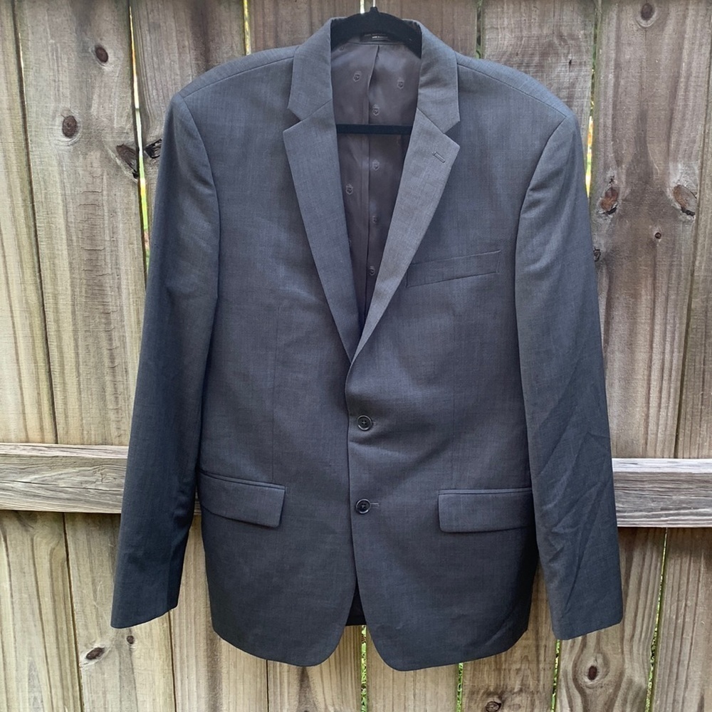 John Varvatos ⭐️ USA men’s gray blazer, size 41